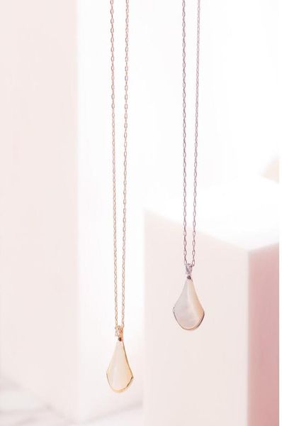fanshaped skirt s925 silver necklace clavicle chain female tide net white motherofpearl niche design pendant tanabata gift5775597, Red;brown
fanshaped skirt s925 silver necklace clavicle chain female tide net white motherofpearl niche design pendant tanabata gift5775597, Red;brown