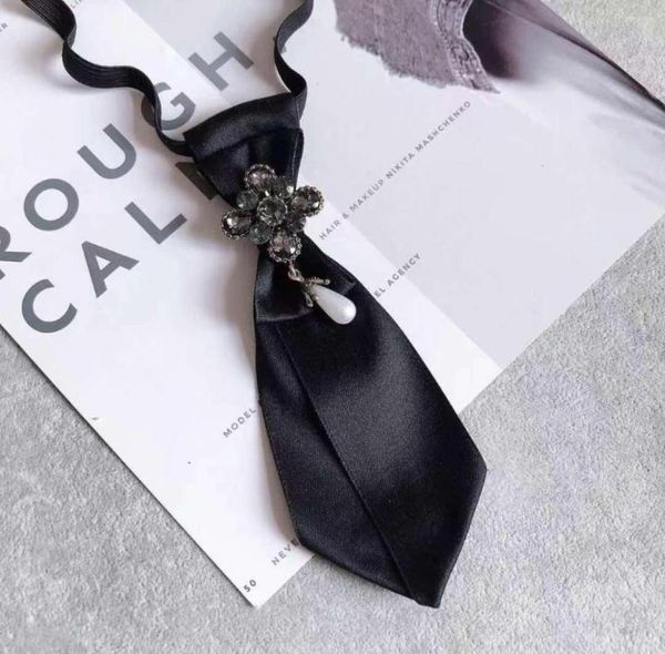 bow ties 2022 women wedding party work shirt bowtie cravat lady necktie alloy head rhinestone elastic strap clip pins ribbon chic 8439470, Black;gray
bow ties 2022 women wedding party work shirt bowtie cravat lady necktie alloy head rhinestone elastic strap clip pins ribbon chic 8439470, Black;gray