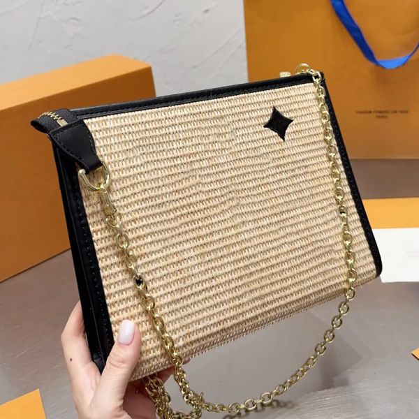 summer straw bag clutch bags fashion woven wash bag embroidery letter decoration women handbag metal hardware chain zipper closure crossbody
summer straw bag clutch bags fashion woven wash bag embroidery letter decoration women handbag metal hardware chain zipper closure crossbody