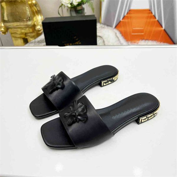 designer women sandals la medusa slides fashion summer leather platform sandal flat shoe shoes luxury sdfxv, Black
designer women sandals la medusa slides fashion summer leather platform sandal flat shoe shoes luxury sdfxv, Black