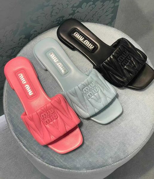 mius beach shoes women slide designer sandals slippers wear seaside holiday caligae flat bottom square open toe flip flops in summer vac0
mius beach shoes women slide designer sandals slippers wear seaside holiday caligae flat bottom square open toe flip flops in summer vac0