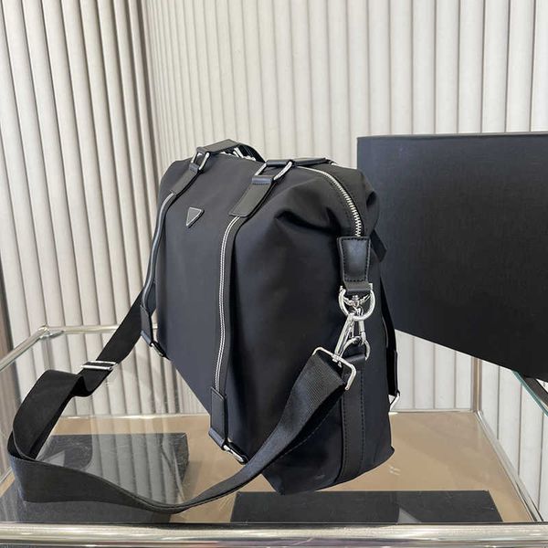 luggage mens travel bags designer duffle bag simple luxury nylon handbag women shoulder purse weekender bag 230629
luggage mens travel bags designer duffle bag simple luxury nylon handbag women shoulder purse weekender bag 230629