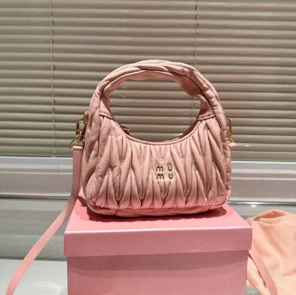 miui miui shoulder bags wander matelasse underarm bag women's designer purses cleo tote hobo handbag luxury with strap clutch genuine l
miui miui shoulder bags wander matelasse underarm bag women's designer purses cleo tote hobo handbag luxury with strap clutch genuine l