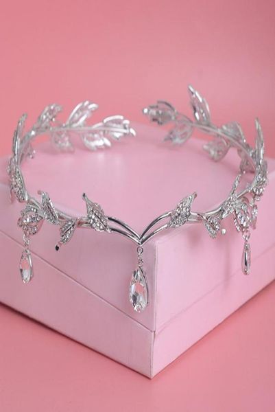 luxury headpieces designer rhinestones wreath crown new arrival drop water clear wedding crystal jewelry bridal accessories2673021, Silver
luxury headpieces designer rhinestones wreath crown new arrival drop water clear wedding crystal jewelry bridal accessories2673021, Silver