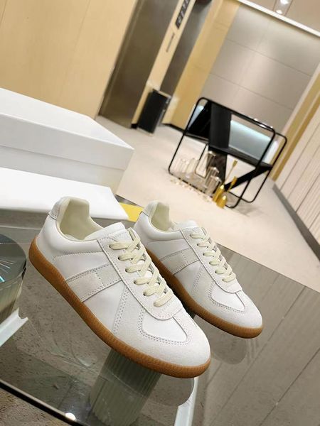 designer casual shoes margiela sneakers men women sneaker mm6 trainers suede leather trainer rubber sole sneaker maison trainer outdoor runn
designer casual shoes margiela sneakers men women sneaker mm6 trainers suede leather trainer rubber sole sneaker maison trainer outdoor runn
