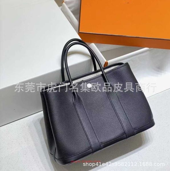 h home original party garden tote bags online store 2023 new bag h family women's handmade wax line togo cow leather lychee with real l
h home original party garden tote bags online store 2023 new bag h family women's handmade wax line togo cow leather lychee with real l