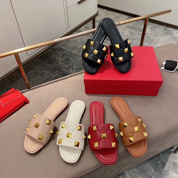 designer luxury 100% real leather the version of brand slippers 2023 new rivet slippers women's flat bottom open toe sandals, Black
designer luxury 100% real leather the version of brand slippers 2023 new rivet slippers women's flat bottom open toe sandals, Black
