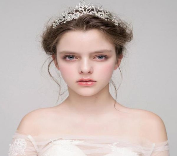 charming rhinestion accessories sliver crystal wedding crown japan and south korea art crowns for bridal2760920, Silver
charming rhinestion accessories sliver crystal wedding crown japan and south korea art crowns for bridal2760920, Silver