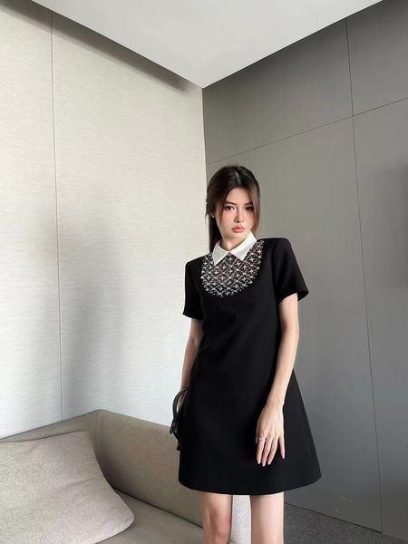 designer brand spring/summer new product polo collar contrast color dress heavy crafted beaded to create super age basic & casual dresses fo, Black;gray
designer brand spring/summer new product polo collar contrast color dress heavy crafted beaded to create super age basic & casual dresses fo, Black;gray