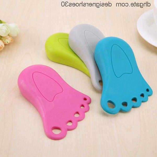 4pcs cute door sers cartoon foot style doorssafety for baby home decoration guard protector8u2w
4pcs cute door sers cartoon foot style doorssafety for baby home decoration guard protector8u2w