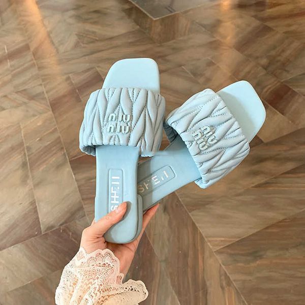 same mius beach sandals shoes women slide designer style family's pleated square toe flip flops female spring outerwear 589s
same mius beach sandals shoes women slide designer style family's pleated square toe flip flops female spring outerwear 589s