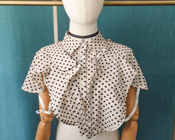 bow ties womens polka dots shirt fake collar for sweater blouse ladies false collars woman embroidered lapel detachable2651354, Black;gray
bow ties womens polka dots shirt fake collar for sweater blouse ladies false collars woman embroidered lapel detachable2651354, Black;gray