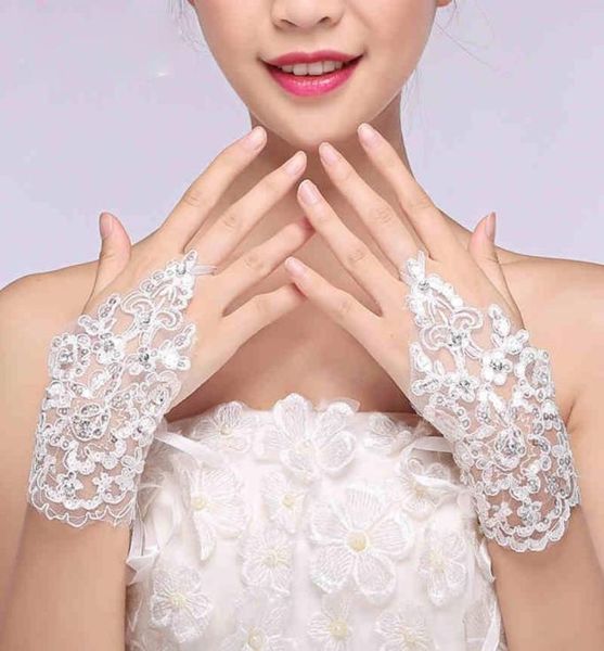 new arrival whitered bridal gloves applique with shining sequins beads short wedding accessories size glove8986476, White
new arrival whitered bridal gloves applique with shining sequins beads short wedding accessories size glove8986476, White