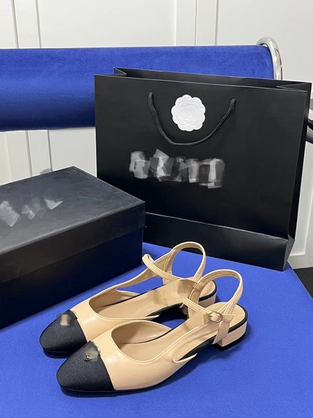famous brand interlocking c high heels sandals brands ladies dress shoes slingback sandal spring autumn round toe slipper black white brown
famous brand interlocking c high heels sandals brands ladies dress shoes slingback sandal spring autumn round toe slipper black white brown