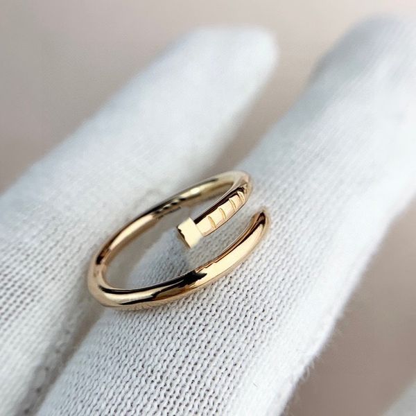 2023 luxury quality v gold material thin ring in 18 k rose gold plated special desing have box stamp ps7995, Silver
2023 luxury quality v gold material thin ring in 18 k rose gold plated special desing have box stamp ps7995, Silver