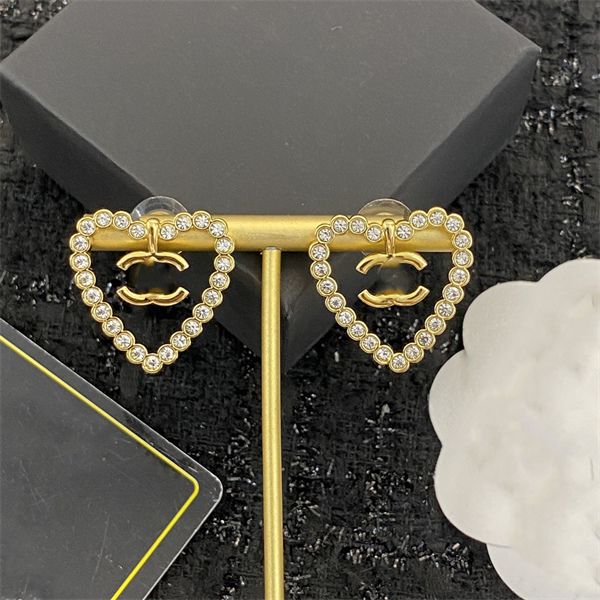 latest earrings ccity designer luxury stud women jewelry gold earring high-qualit heart-shaped woman ear ohrring 56, Golden;silver
latest earrings ccity designer luxury stud women jewelry gold earring high-qualit heart-shaped woman ear ohrring 56, Golden;silver