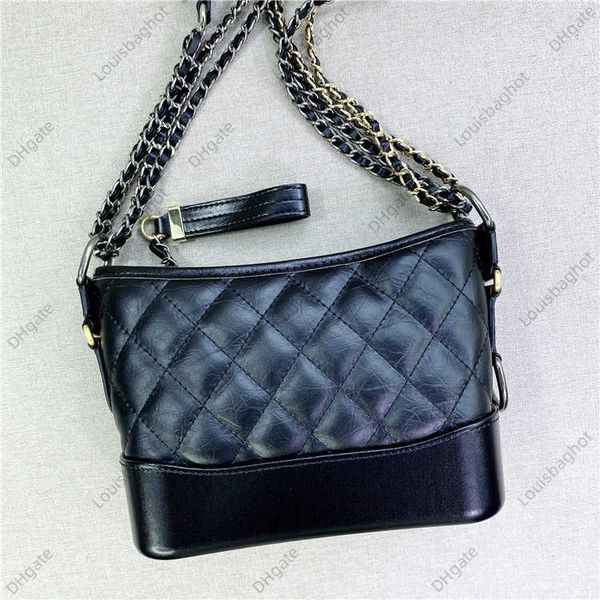 genuine leather women's bag small fragrant wind lingge chain wandering bag fashion versatile one shoulder crossbody bag tide
genuine leather women's bag small fragrant wind lingge chain wandering bag fashion versatile one shoulder crossbody bag tide