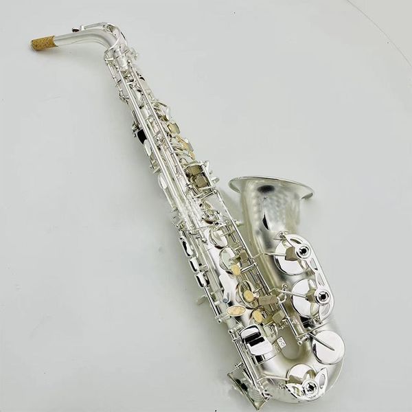 intermediate saxophone wind instrument with e-flat key, beginner's children's grade, authentic performance grade
intermediate saxophone wind instrument with e-flat key, beginner's children's grade, authentic performance grade