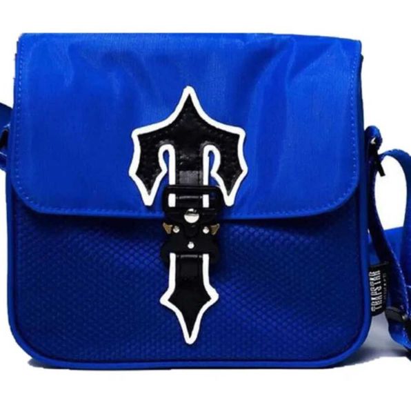 other bags men's women trapstar messenger shoulder bag irongate cobra t luxury designer classic crossbody handbag rapper clutch waterpr, Black;red
other bags men's women trapstar messenger shoulder bag irongate cobra t luxury designer classic crossbody handbag rapper clutch waterpr, Black;red