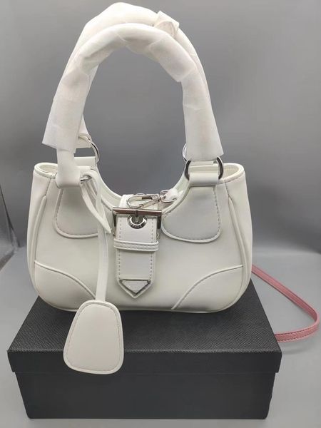 designer bag dinner french niche design handbag nylon small square women's 2023 new high-end texture one shoulder crossbody
designer bag dinner french niche design handbag nylon small square women's 2023 new high-end texture one shoulder crossbody