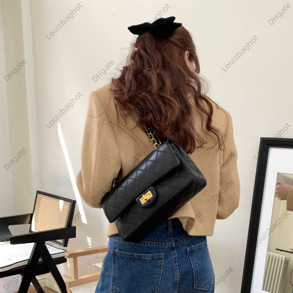 xiaoxiangfeng lingge chain bag ins messenger shoulder bag portable temperament leather bag
xiaoxiangfeng lingge chain bag ins messenger shoulder bag portable temperament leather bag
