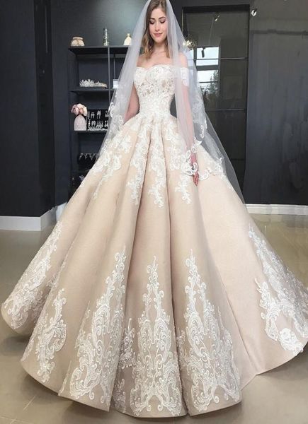 vintage puffy champagne wedding dresses plus size off the shoulder appliques country garden bridal gowns women plus size robe de m1443616, White
vintage puffy champagne wedding dresses plus size off the shoulder appliques country garden bridal gowns women plus size robe de m1443616, White