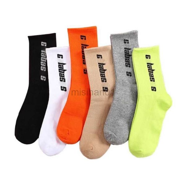 men's socks designer mens womens socks five pair luxe sports winter mesh letter printed sock embroidery cotton man woman z230629, Black
men's socks designer mens womens socks five pair luxe sports winter mesh letter printed sock embroidery cotton man woman z230629, Black