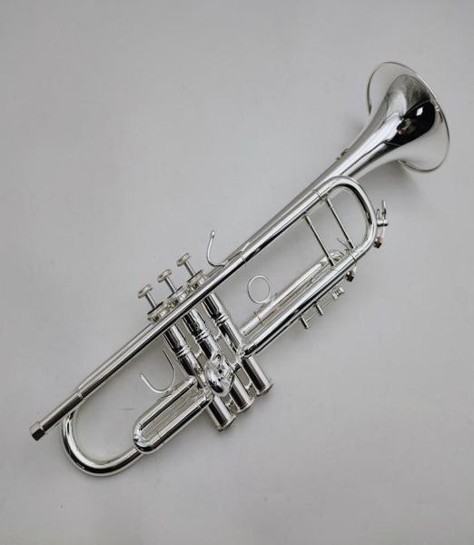 bach lt180s37 professional performance instruments bb tune trumpet silver plated surface with case mouthpiece access2150524
bach lt180s37 professional performance instruments bb tune trumpet silver plated surface with case mouthpiece access2150524