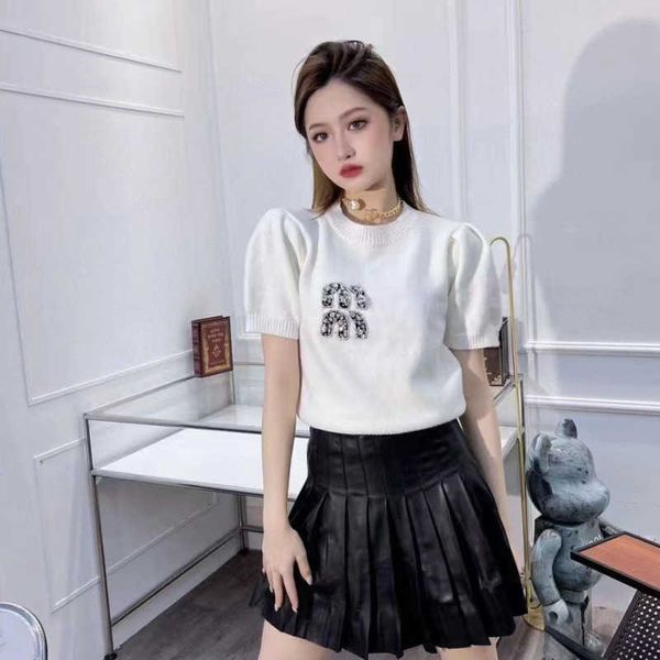 23ss early spring sweater designer knitted t-shirt fashion letter diamond bubble short sleeved womens round neck pullover knitshirt, White;black
23ss early spring sweater designer knitted t-shirt fashion letter diamond bubble short sleeved womens round neck pullover knitshirt, White;black