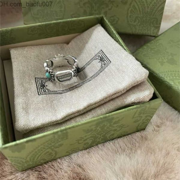 band rings designer ring fashion rings personality little daisy ring for man women 2 colors good quality z230629, Silver
band rings designer ring fashion rings personality little daisy ring for man women 2 colors good quality z230629, Silver