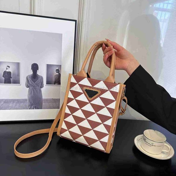 designer shoulder bag women crossbody bag fashion tote handbag pu leather purse lady shopping bags small messenger bag female clutch handbag
designer shoulder bag women crossbody bag fashion tote handbag pu leather purse lady shopping bags small messenger bag female clutch handbag