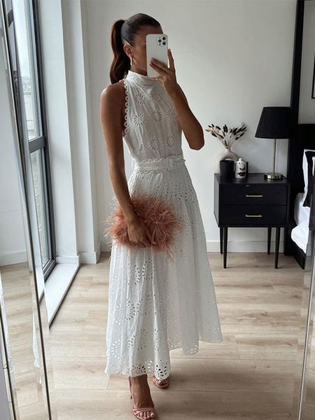 basic casual dresses sleeveless hollow out white belt long dress high waist x-shaped half high collar dress elegant office lady lace midi dr, Black;gray
basic casual dresses sleeveless hollow out white belt long dress high waist x-shaped half high collar dress elegant office lady lace midi dr, Black;gray