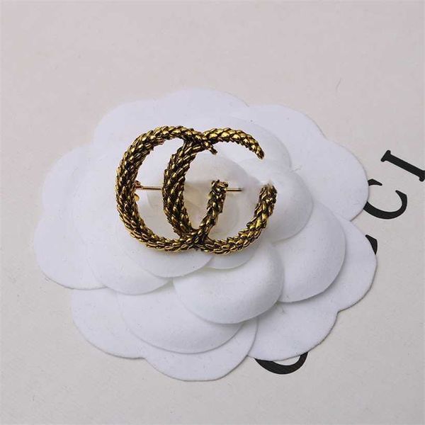 2023 g family diamond pattern letter trendy cool brooch female simple quicksand gold star matching pin accessories, Gray
2023 g family diamond pattern letter trendy cool brooch female simple quicksand gold star matching pin accessories, Gray