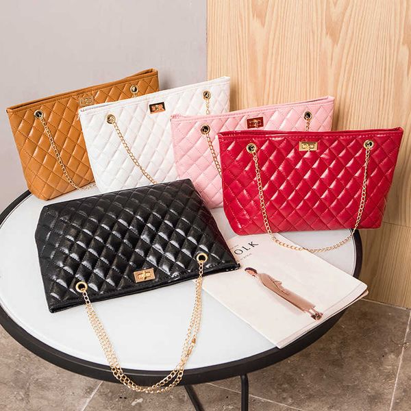 fashion new diamond lock women's bag candy color large capacity one shoulder slanting shopping bag bucket bag
fashion new diamond lock women's bag candy color large capacity one shoulder slanting shopping bag bucket bag