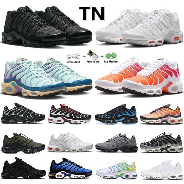 

tn plus running shoes men women sneaker toggle utility jade ice triple black white red black metallic silver grey reflective magma orange tr