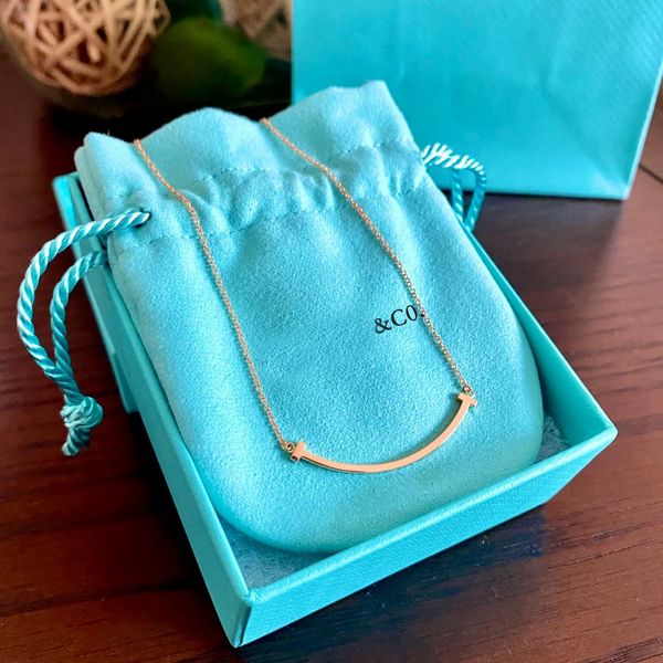 women's and men's necklace luxury brand designer simple and fashionable smiling face necklace smile chain pendant necklace valenti, Silver
women's and men's necklace luxury brand designer simple and fashionable smiling face necklace smile chain pendant necklace valenti, Silver