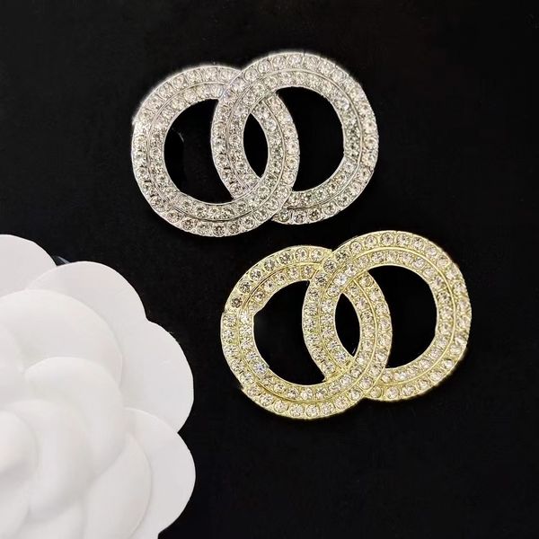 luxury big gold hoop earrings designer for women 4cm c brand circle simple charm stud earring new wedding lovers gift jewelry, Golden;silver
luxury big gold hoop earrings designer for women 4cm c brand circle simple charm stud earring new wedding lovers gift jewelry, Golden;silver