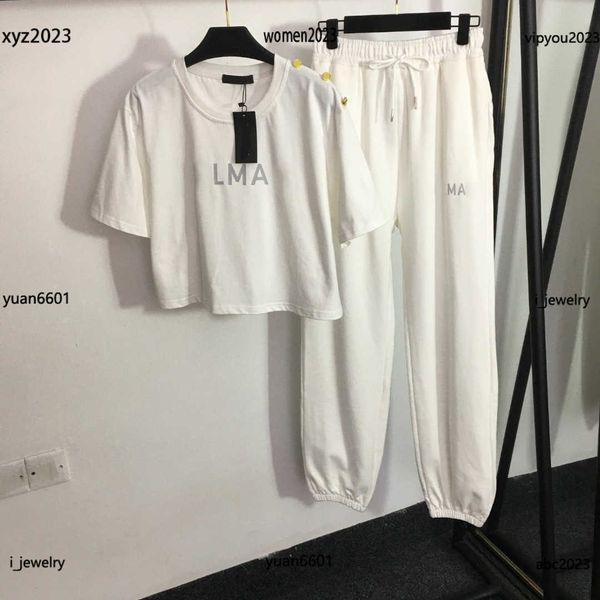 designer clothes women tracksuits girl solid color sports suit size s-l 2pcs letter printed t-shirt and casual trousers, Gray
designer clothes women tracksuits girl solid color sports suit size s-l 2pcs letter printed t-shirt and casual trousers, Gray