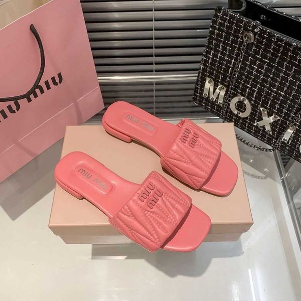 family mius beach shoes women slide designer sandals slippers women's 2023 new network red same style square pleated casual flat bottom
family mius beach shoes women slide designer sandals slippers women's 2023 new network red same style square pleated casual flat bottom