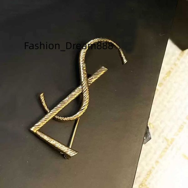 fashion designer brooch for women luxury gold jewelry ladies dress accessory pins womens pearl brooches brand breastpin leency brosche, Gray
fashion designer brooch for women luxury gold jewelry ladies dress accessory pins womens pearl brooches brand breastpin leency brosche, Gray