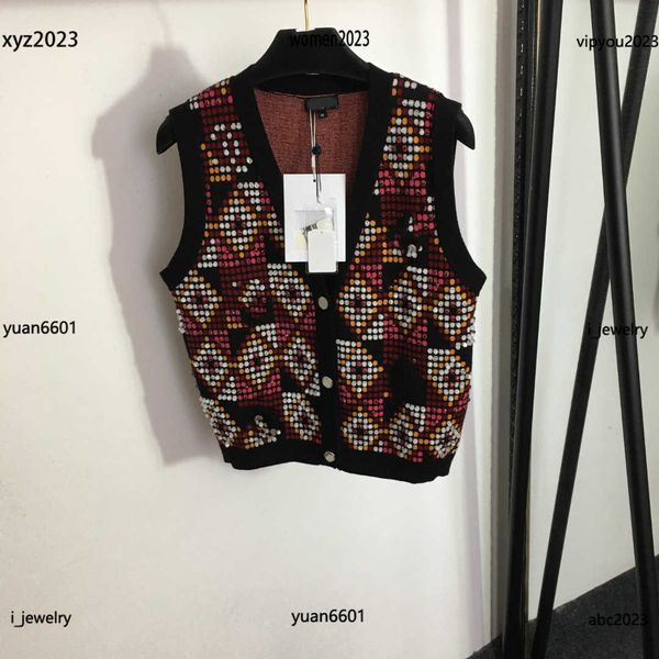 designer women knit vests logo button girl jacket fashion diamond pattern lady coat sleeveless luxurious june25, Black;white
designer women knit vests logo button girl jacket fashion diamond pattern lady coat sleeveless luxurious june25, Black;white