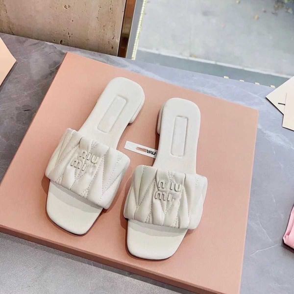 women sandals mius slide designer beach family shoes slippers women's summer new pleated sheepskin soft fashion outwear holiday flat he
women sandals mius slide designer beach family shoes slippers women's summer new pleated sheepskin soft fashion outwear holiday flat he