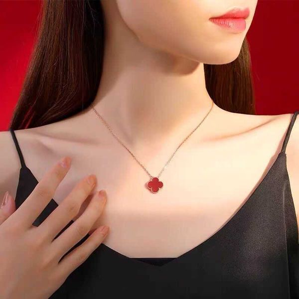 van clover necklace designer pendant necklace women's light luxury niche ins style lapel chain non-fading gift, Silver
van clover necklace designer pendant necklace women's light luxury niche ins style lapel chain non-fading gift, Silver