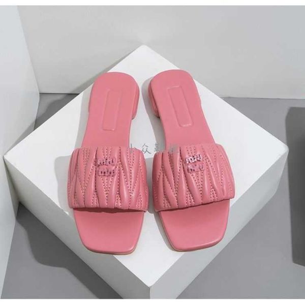 mius beach shoes women slide designer sandals family slippers female summer outwear 2023 internet red leisure vacation square flat bottom p1
mius beach shoes women slide designer sandals family slippers female summer outwear 2023 internet red leisure vacation square flat bottom p1