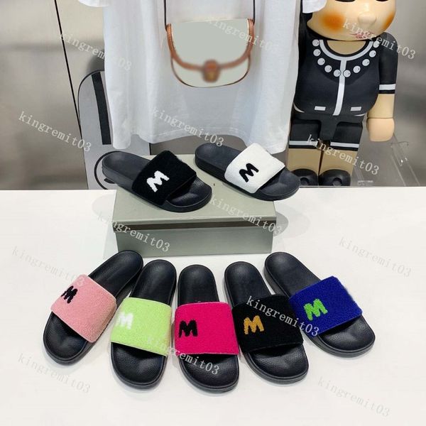 designer fur slides warm women slippers polar fleece flats rubber sandals embroidered letters comfortable soft slides solid color scuffs sch, Black
designer fur slides warm women slippers polar fleece flats rubber sandals embroidered letters comfortable soft slides solid color scuffs sch, Black