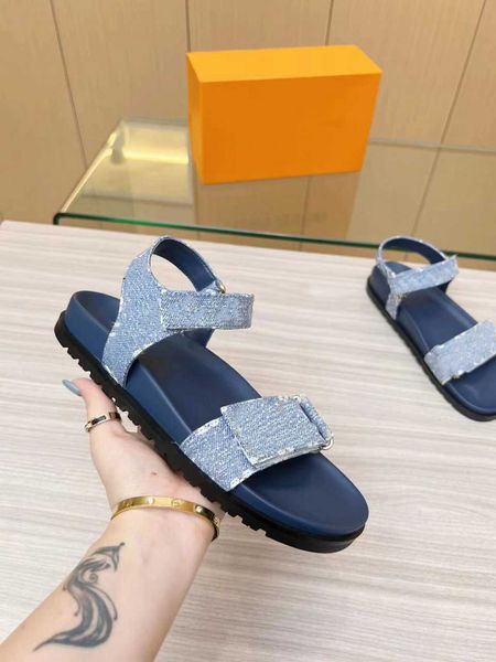 designer beach shoes luis women's summer fashion beach sandals women's slides vuttonity outdoor casual slippers lx092
designer beach shoes luis women's summer fashion beach sandals women's slides vuttonity outdoor casual slippers lx092