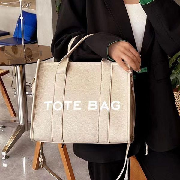 tote bag classic the tote bag chain womens mens wallet handbags luxury designer lady shopping bag handbag travel crossbody shoulder beach ba
tote bag classic the tote bag chain womens mens wallet handbags luxury designer lady shopping bag handbag travel crossbody shoulder beach ba