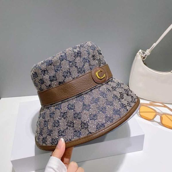 bucket hat designer luxury solid colour letter design atmosphere fashion leisure sunshade cap temperament versatile couple traveox23, Blue;gray
bucket hat designer luxury solid colour letter design atmosphere fashion leisure sunshade cap temperament versatile couple traveox23, Blue;gray