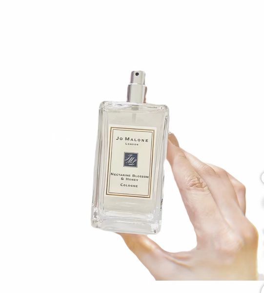amazing smell nectarine blossom honey lady perfume fragrance cologne 100ml long lasting time fast delivery
amazing smell nectarine blossom honey lady perfume fragrance cologne 100ml long lasting time fast delivery