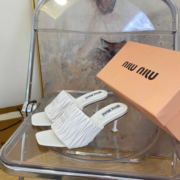 slide mius sandals beach designer shoes 2023 women summer new family slippers for wear in luxury style flat bottom square 1 2dsu
slide mius sandals beach designer shoes 2023 women summer new family slippers for wear in luxury style flat bottom square 1 2dsu